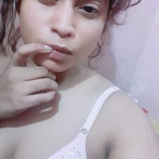 Hot Indian College Girl Afsana Bathroom Sex Photos