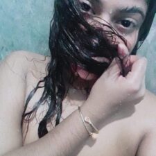 Hot Indian College Girl Afsana Bathroom Sex Photos
