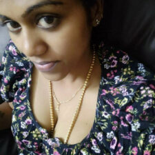 Horny Tamil Village Aunty Natural Tits Shaved Pussy