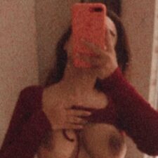 18 Year Old Indian College Girl MMS Nudes