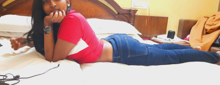 Young Beautiful Sexy Tamil College Girl Filmed Naked