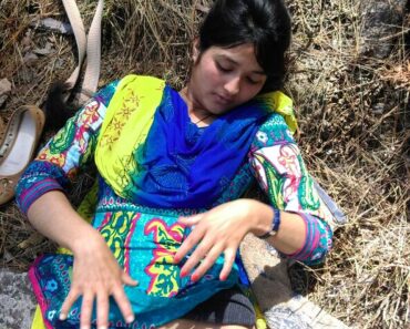 18 Years Old Indian College Girl Outdoor MMS Sex