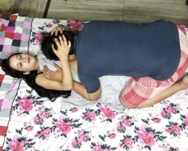 Indian Couple MMS Sex Scandal Video