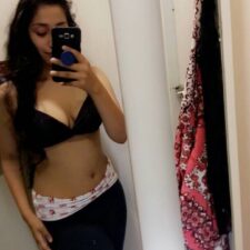 Desi Indian College Teen Taking Nude Selfie