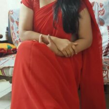 Mature Married Indian Homemaker In Red Sari Nude Show