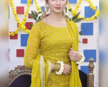 Natural Tits Cute Indian College Girl Looking For Hot Sex