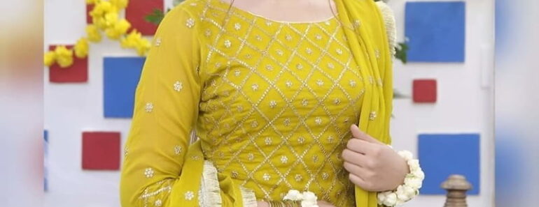 Natural Tits Cute Indian College Girl Looking For Hot Sex