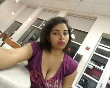 Desi Bhabhi Nude With Her Husband For Hot Sex