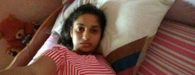 Hot Desi College Girl Sexual Sin After Dark