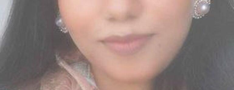 Very Hot Indian Bengali College Girl Stripping Nude For Sex