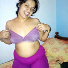 Real Life Indian Desi Cute Bhabhi Nude With Husband MMS