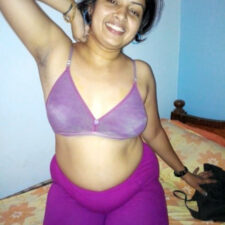 Real Life Indian Desi Cute Bhabhi Nude With Husband MMS