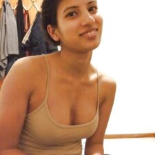 Real Indian College Girl Seductive Nudes