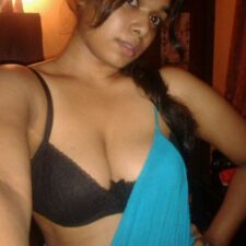 Real Indian University Big Boobs Babe Exposed