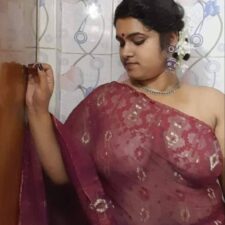 Natural Big Boobs Hot Indian Desi Bhabhi MMS