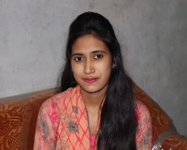 18 Year Old Indian Girl Hot Striptease In Hostel Room