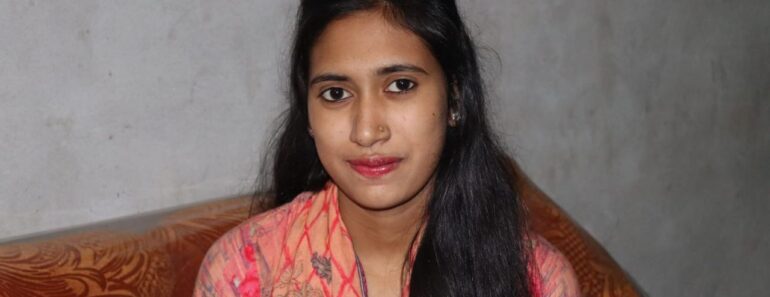 18 Year Old Indian Girl Hot Striptease In Hostel Room