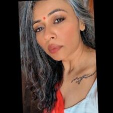 Hot Indian MILF Bhabhi Mature Desi Women Sex