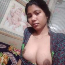 Hijabi Bengali Exposing Her Big Boobs