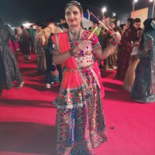 Real Indian Bhabhi in Viral Scandal Buzz