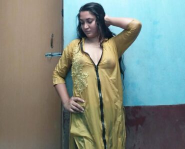 Beautiful Indian Girl Erotic Moment of Pure Grace