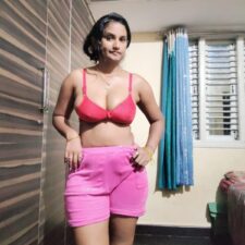 Natural Tits Tamil Aunty In Pink Lingerie Striptease