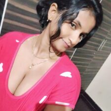 Natural Tits Tamil Aunty In Pink Lingerie Striptease