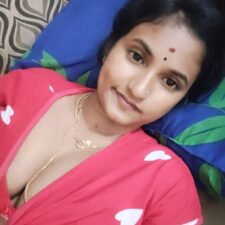 Natural Tits Tamil Aunty In Pink Lingerie Striptease