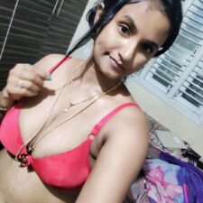 Natural Tits Tamil Aunty In Pink Lingerie Striptease