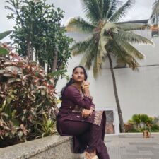 Natural Tits Tamil Aunty In Pink Lingerie Striptease