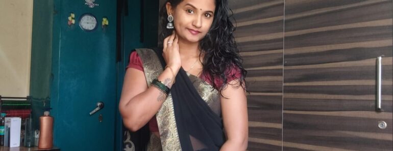 Indian Bhabhi In Bedroom Naked Showing Big Boobs