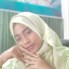 Natural Tits 18 Year Old Bengali College Girl Exposing
