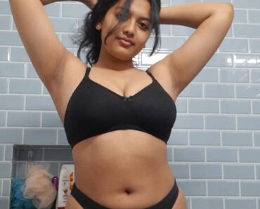 Big Boobs Hot Indian Wife Erotic Nudes