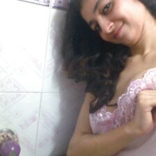 Beautiful Desi College Girl Amazing Nude Photos
