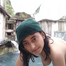 Real Indian GF Swimming Pool Nude Leaked Online
